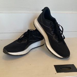 Reebok Floatride Energy nonslip sneakers tennis shoes